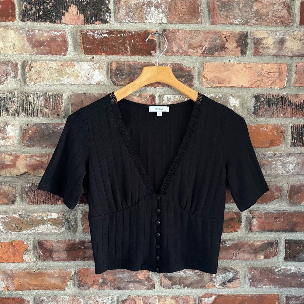 Rihoas Black Lace Trim Ribbed Crop Short Sleeve Shirt Top, S - Picture 2 of 6